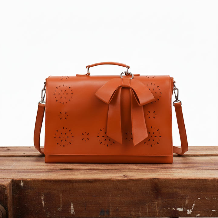 Martina kabelka přes rameno